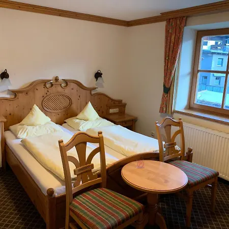 Schmidinger Bed & Breakfast 3*
